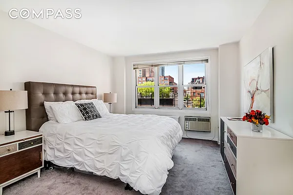 Sold by Compass | media 3