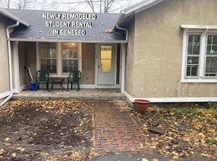 13 Avon Rd, Geneseo, NY 14454