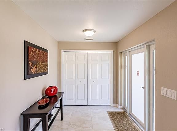 4th image of 717 Kalamar Dr