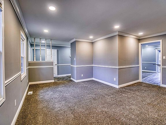 5th image of 717 Bonnie View Dr