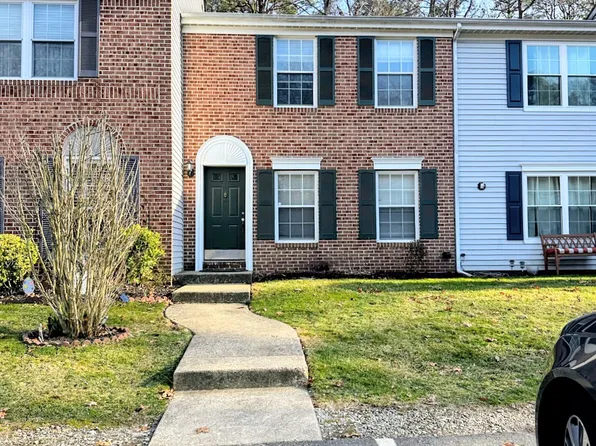 81 Shawnee Pl #81, Absecon, NJ 08205