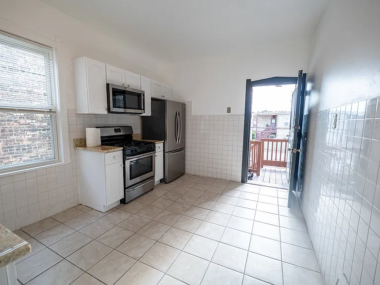 1640 N Linder Ave #2 — Photo 5