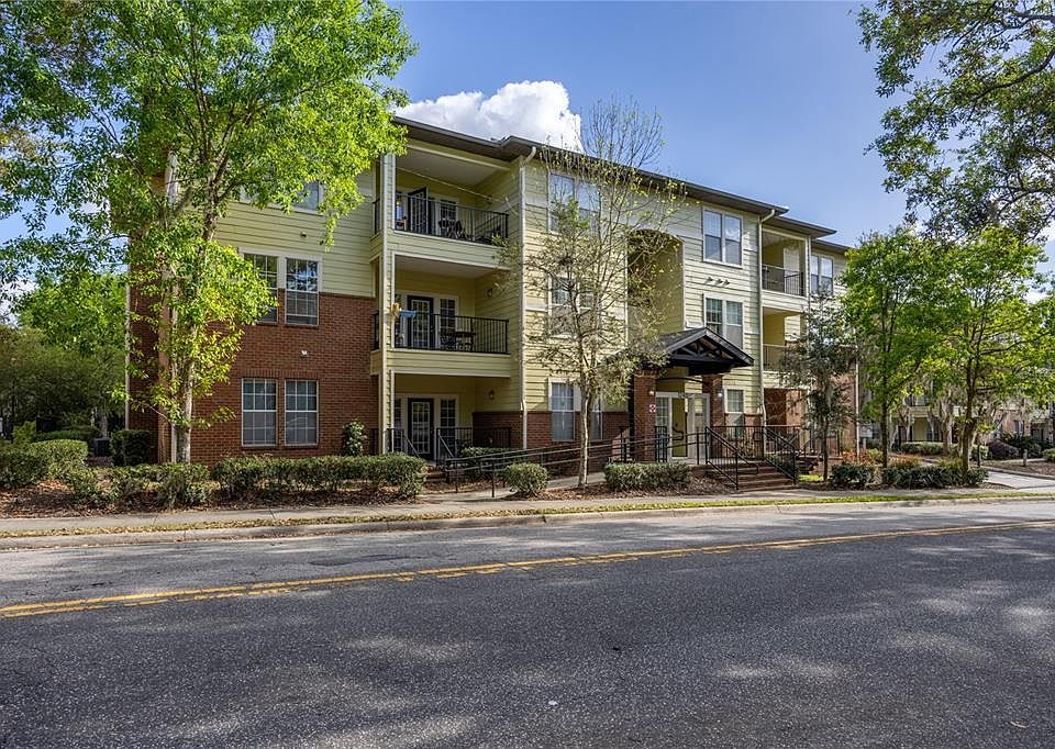 1st image of 1245 SW 9th Rd APT 202