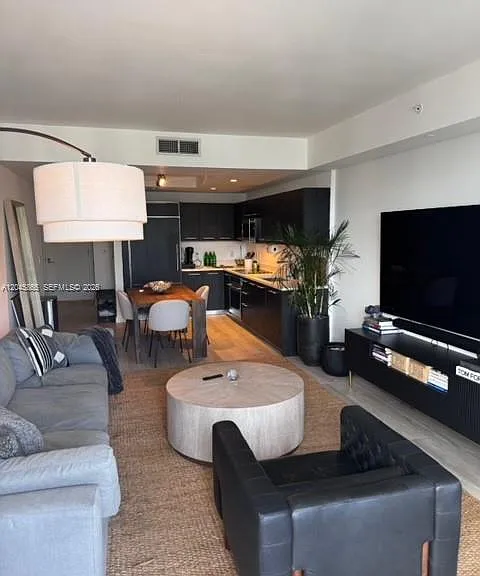 55 SW 9th St #3104 — Photo 8