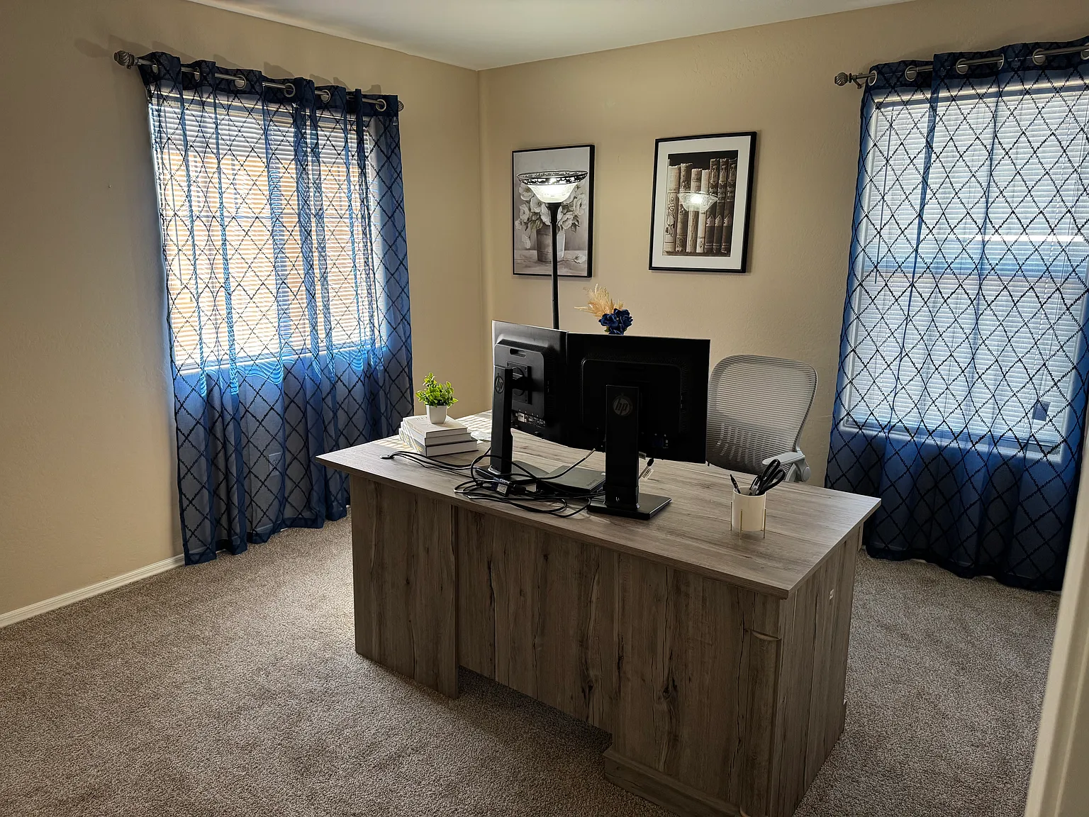 4 bed, 2518 sqft, $3,300 — Photo 4