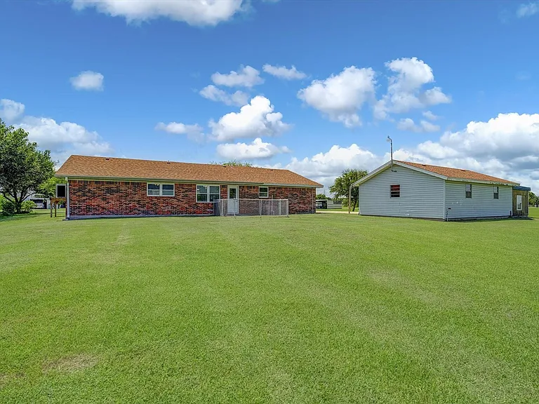 827 Pickney Ave — Photo 44