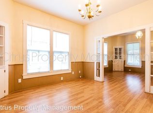 706 W 3rd St, Sanford, FL 32771