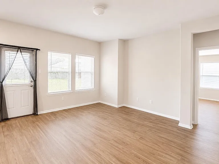 6410 Indigo Cliff Dr — Photo 10