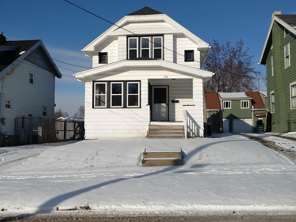 1st image of 542 E Prospect St SE