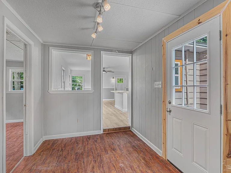 3211 Torres Ave — Photo 23
