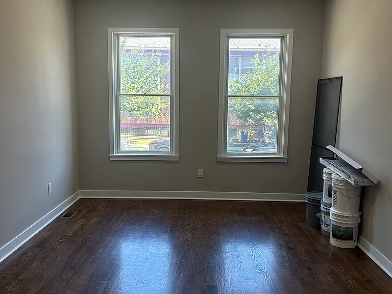 1914 W Girard Ave #1 — Photo 4
