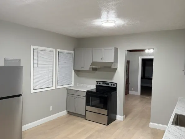 4168 Rocky River Dr, Cleveland, OH 44135