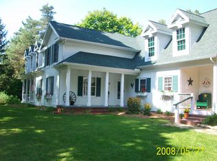 4400 Farwell Lake Rd, Horton, MI 49246