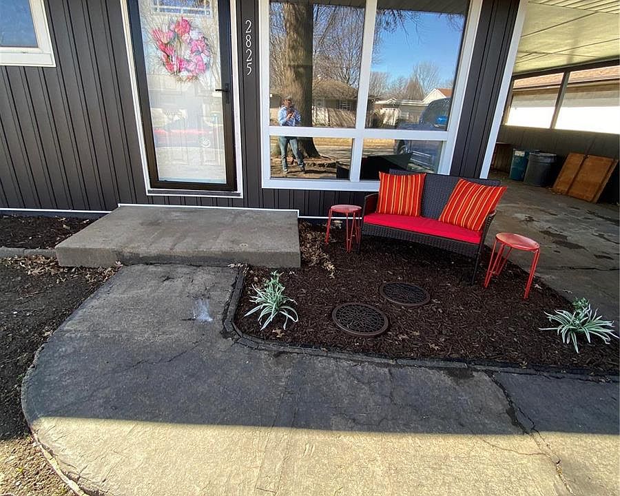 1st image of 2825 Fortune Dr