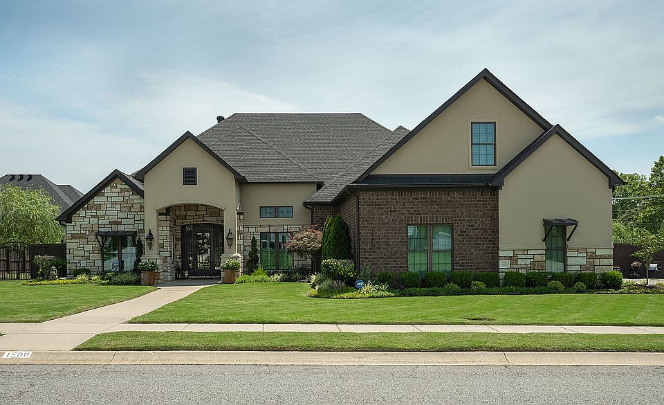 1st image of 1500 Briley Dr