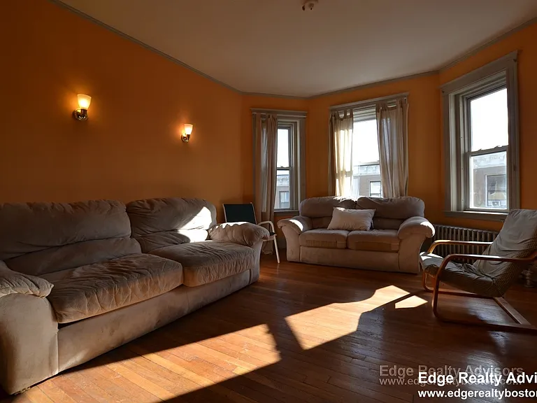 43 Orkney Rd #2 — Photo 11