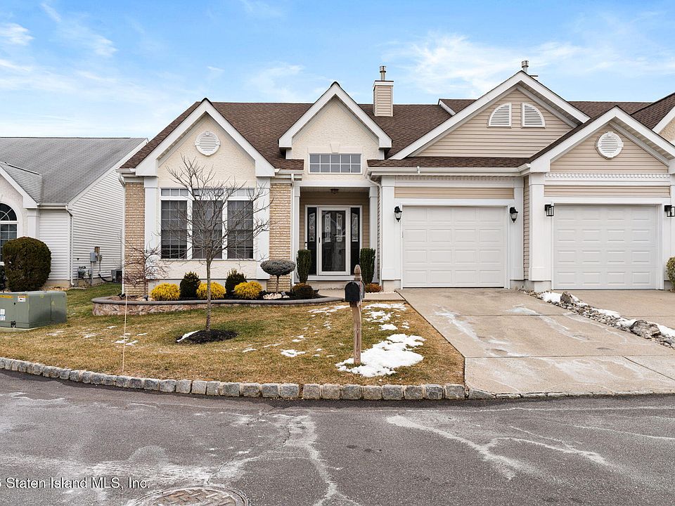 1st image of 4 Wellington Pl