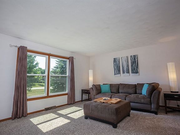 5th image of 106 Fernridge Dr