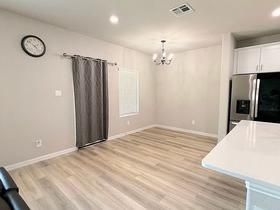 5th image of 3313 Sedge Grass Dr
