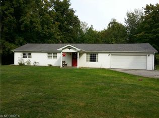 15823 Grace St, Newbury, OH 44065