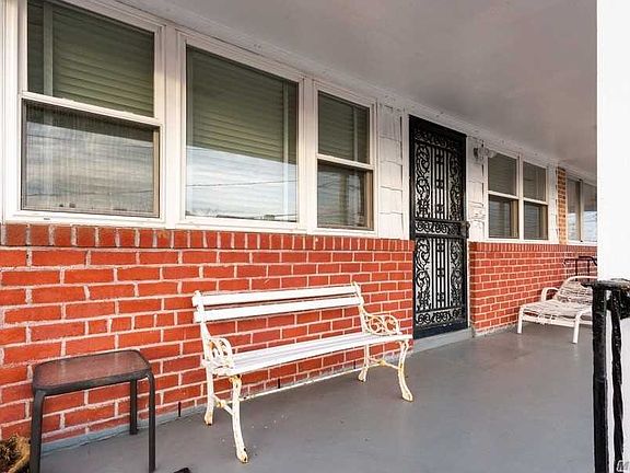 3rd image of 69-36 De Costa Ave