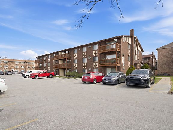 4th image of 7040 100th St #107