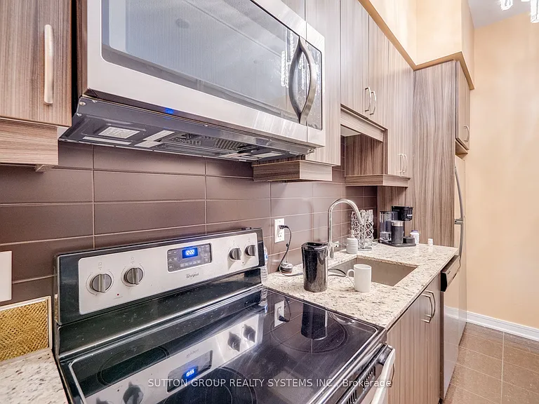 9191 Yonge St #SW-105 — Photo 24