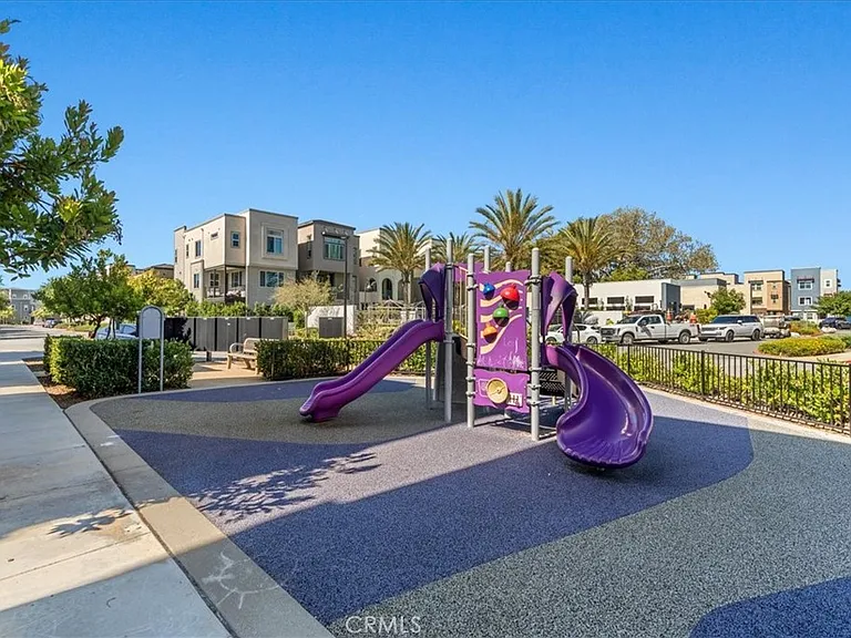 634 Daniel Freeman Cir — Photo 63
