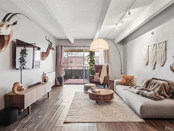 3rd image of 1255 N Ogden Street #205
