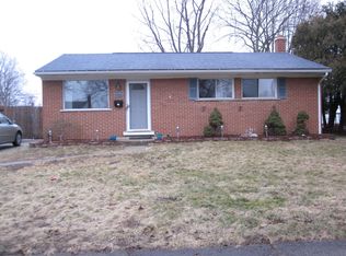 30452 Birchwood St, Westland, MI 48186