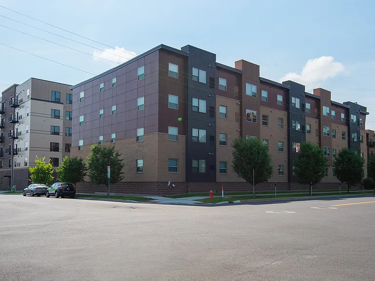 1st Avenue Flats — Photo 14