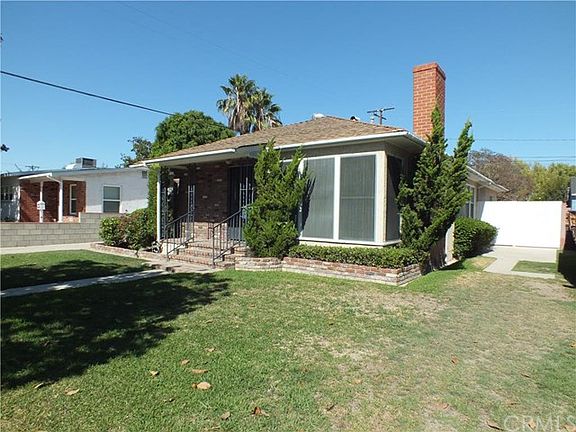 2nd image of 2872 Montair Ave