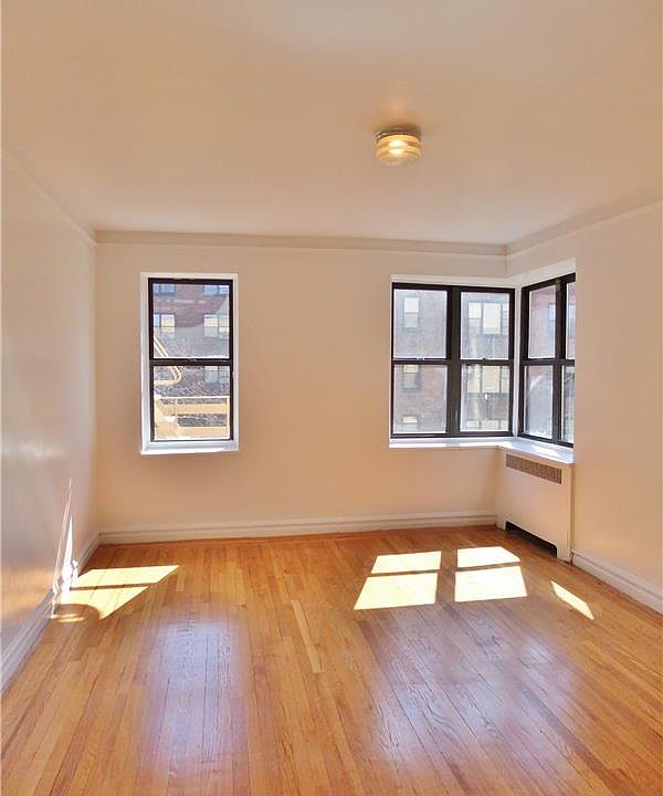 1st image of 57 Park Ter W APT 5-C