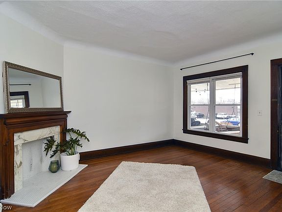4th image of 1420-1422 Alameda Ave