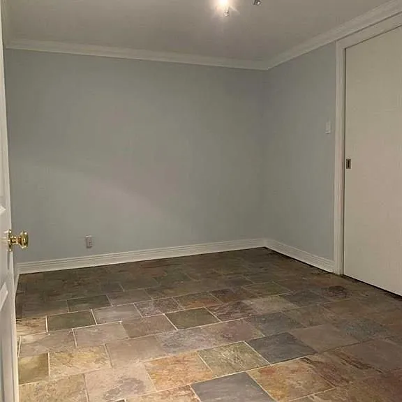 54 George Anderson Dr #BASEMENT — Photo 6