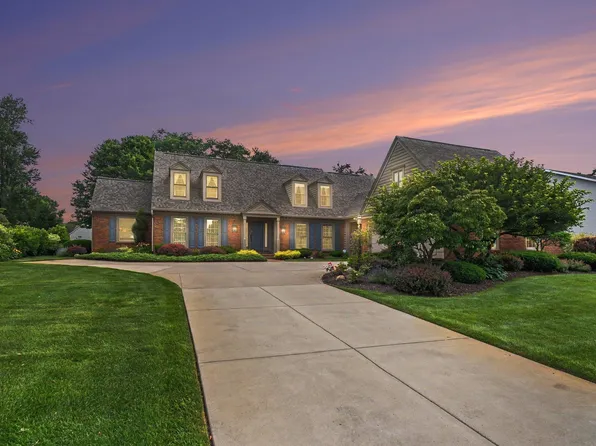 15621 Signal Hill Ct, Granger, IN 46530