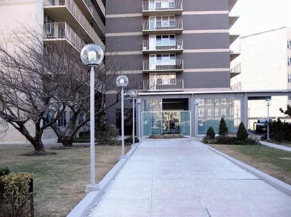 6040 Boulevard E APT 15H, West New York, NJ 07093