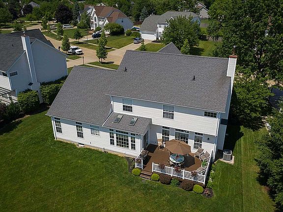 5th image of 248 Bridgehampton Dr