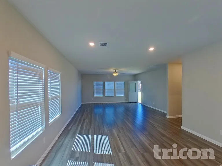 6124 Tawakoni Ln — Photo 3
