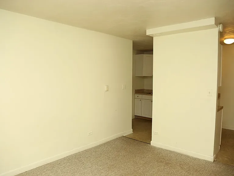 1500 Grady Ave — Photo 2
