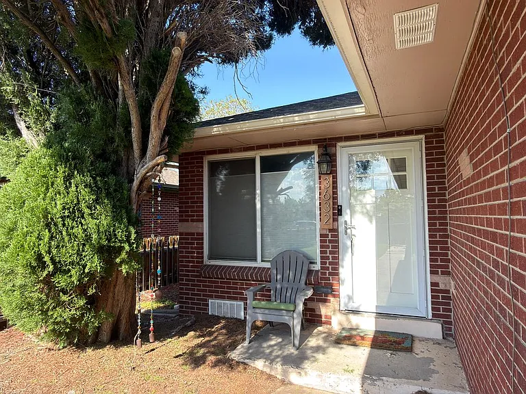 3632 Grape St — Photo 18