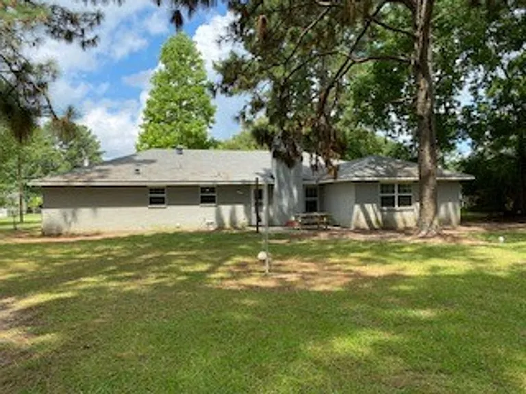 1206 Seminole St — Photo 2
