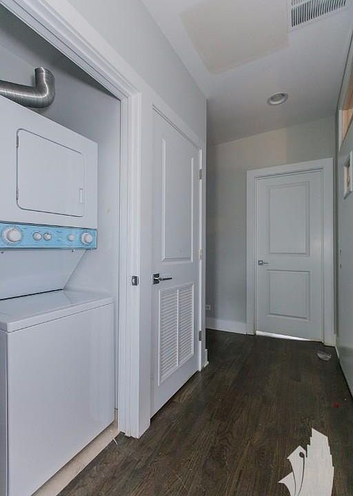1st image of 3915 N Janssen Ave #1W