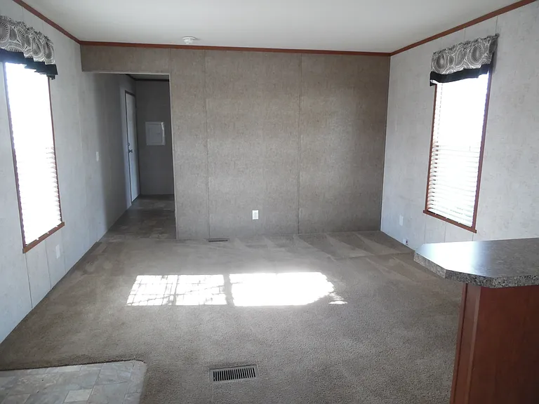 6500 S Division Ave — Photo 13