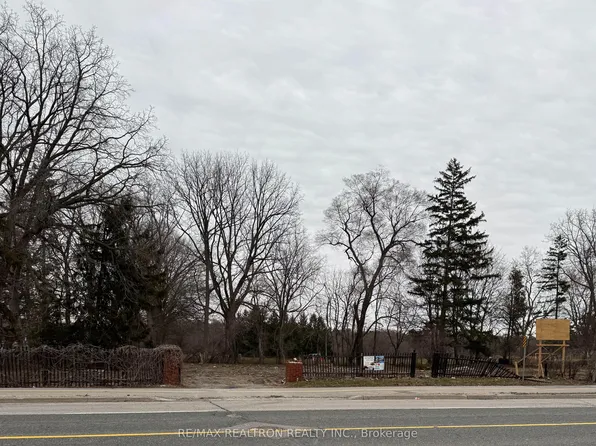 291 Thornton Rd N, Oshawa, ON L1J 6T2