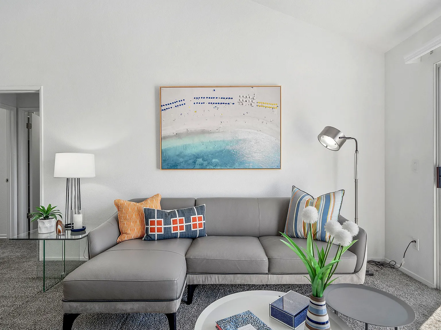 Hampton Pointe — Photo 2
