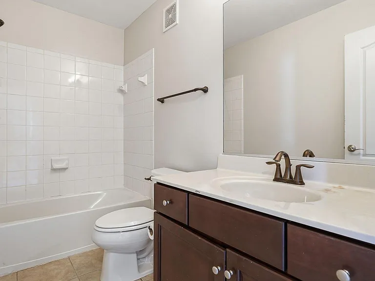 15360 Kensington Park Dr — Photo 22