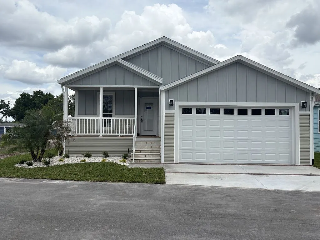 3 bed, 2.0 bath, 1682 sqft, $1,799 — Photo 3