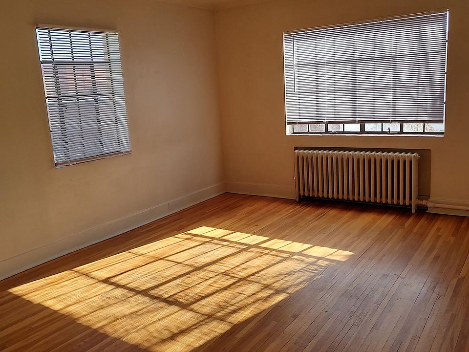 Living room.