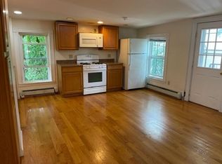 201 Harvard St #2, Cambridge, MA 02139